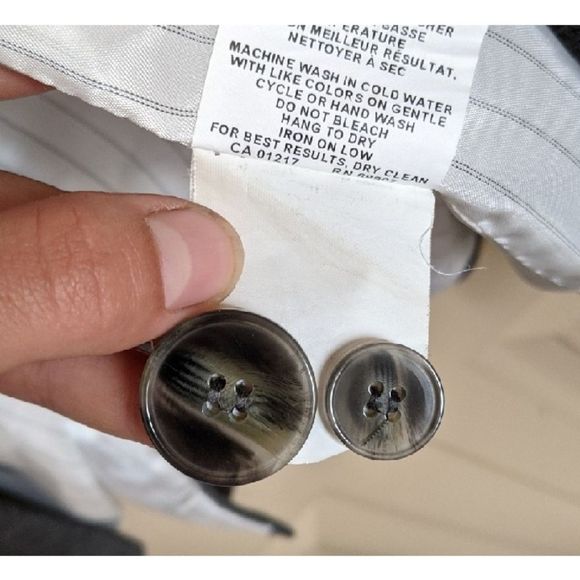 Le Chateau Viscose Blend Notch Collar Blazer - Picture 5 of 5